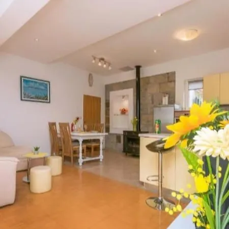 Apartman Josipa Slime